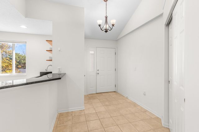 19 Carriage House Drive, Fort Thomas, KY 41075