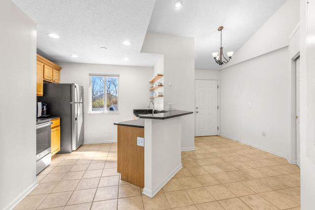 19 Carriage House Drive, Fort Thomas, KY 41075