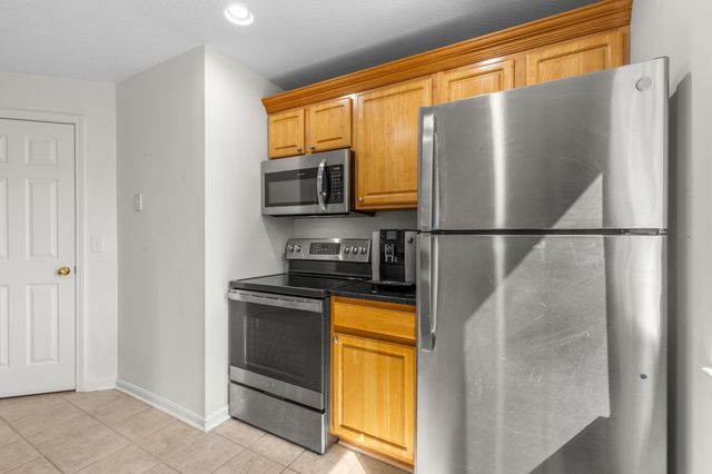 19 Carriage House Drive, Fort Thomas, KY 41075