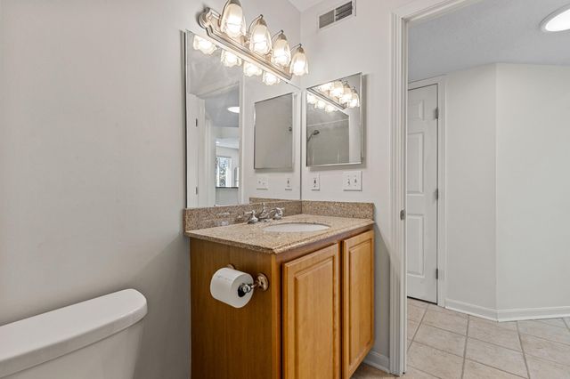 19 Carriage House Drive, Fort Thomas, KY 41075