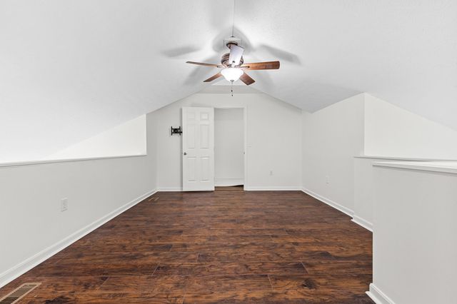 19 Carriage House Drive, Fort Thomas, KY 41075