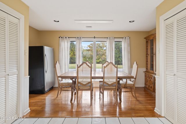 16 Duperier Oaks Drive, New Iberia, LA 70563