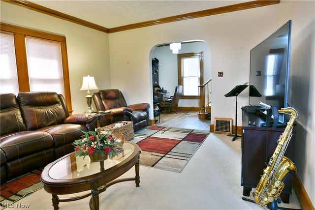 218 Upland Avenue, Youngstown, OH 44504