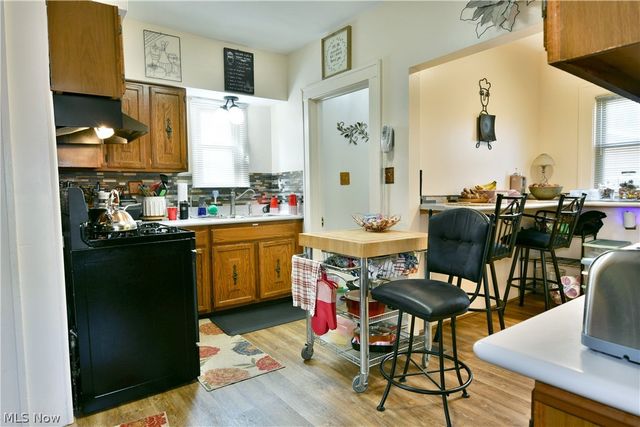 218 Upland Avenue, Youngstown, OH 44504