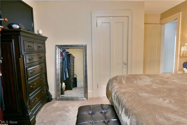 218 Upland Avenue, Youngstown, OH 44504