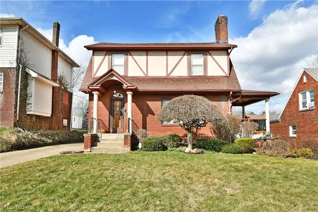 218 Upland Avenue, Youngstown, OH 44504