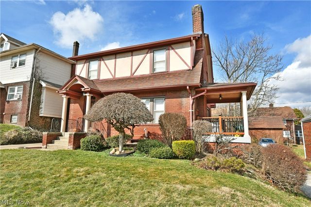 218 Upland Avenue, Youngstown, OH 44504