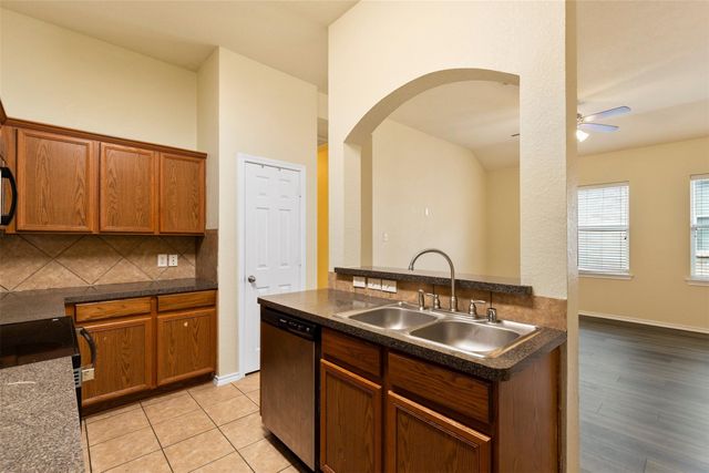 1213 Redman Avenue, Mesquite, TX 75149