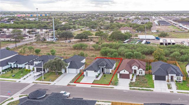 2225 N Woody Street, Edinburg, TX 78541