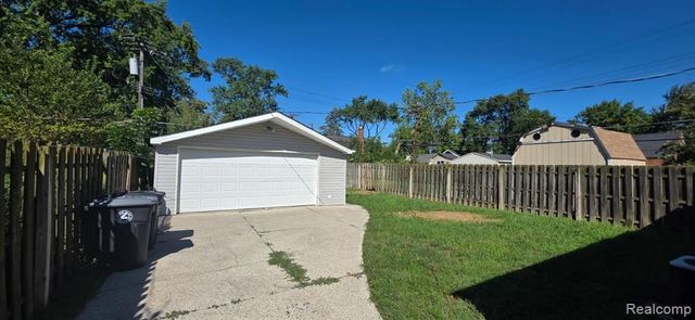 20229 Floral Street, Livonia, MI 48152