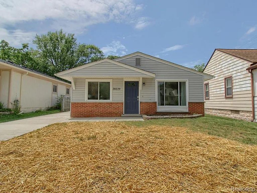 20229 Floral Street, Livonia, MI 48152