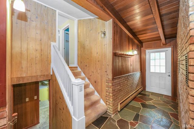 20484 County Road 8, Bristol, IN 46507