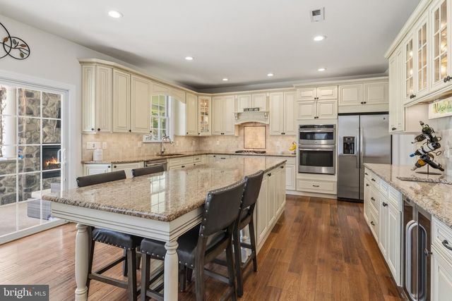 1086 KINGSLEY RD, Rydal, PA 19046