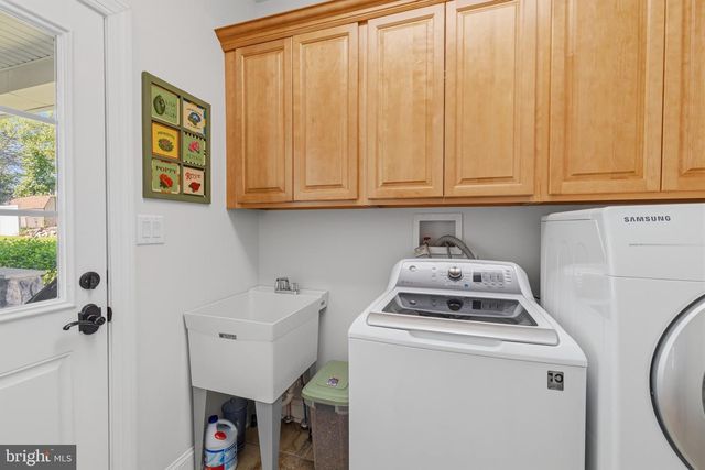 1086 KINGSLEY RD, Rydal, PA 19046