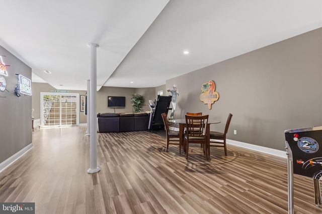 1086 KINGSLEY RD, Rydal, PA 19046