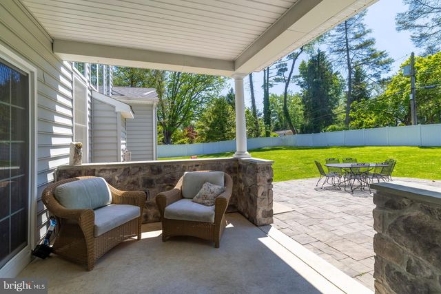 1086 KINGSLEY RD, Rydal, PA 19046