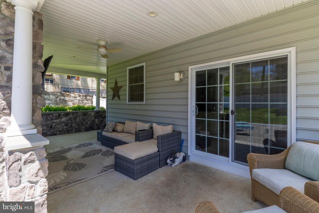 1086 KINGSLEY RD, Rydal, PA 19046
