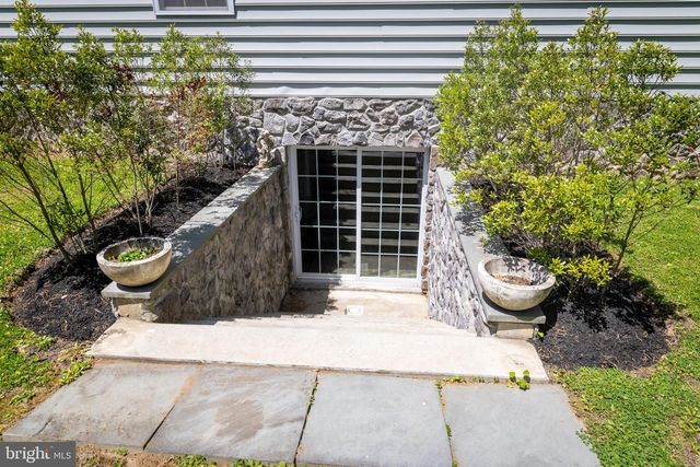 1086 KINGSLEY RD, Rydal, PA 19046