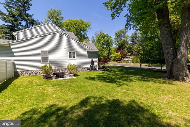 1086 KINGSLEY RD, Rydal, PA 19046
