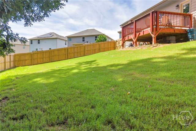 498 Brooks Village Dr, Pendergrass, GA 30567