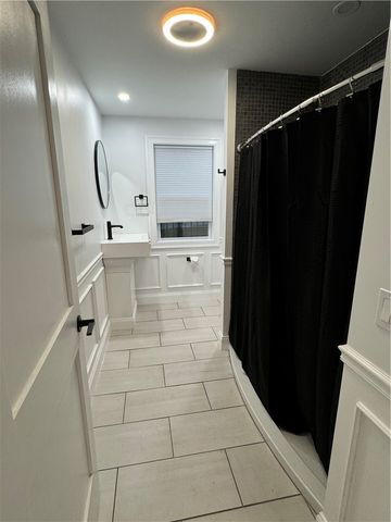 535 Hancock Street, Tiverton, RI 02878