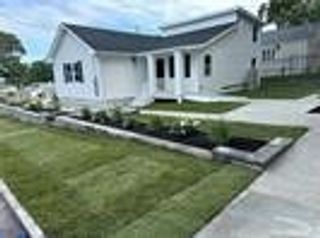 535 Hancock Street, Tiverton, RI 02878