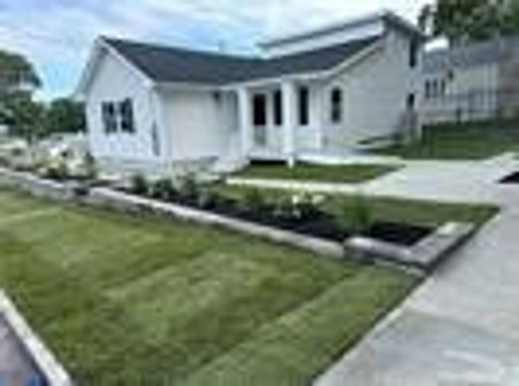 535 Hancock Street, Tiverton, RI 02878