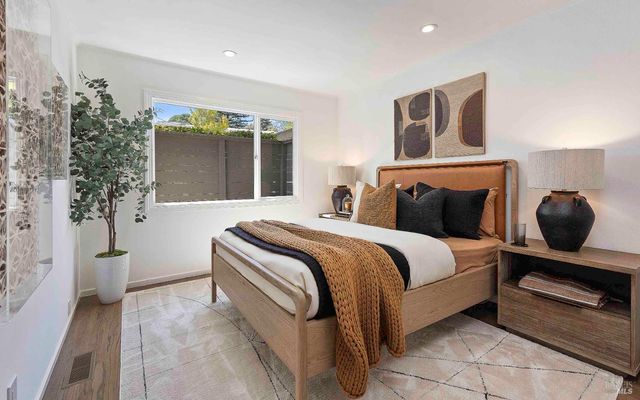 13 Ash Ave, Corte Madera, CA 94925