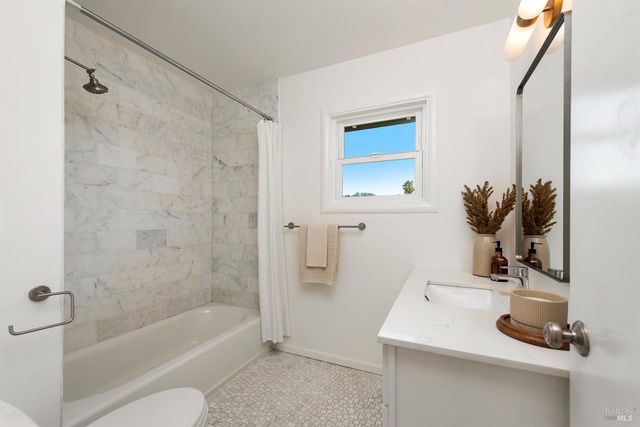 13 Ash Ave, Corte Madera, CA 94925
