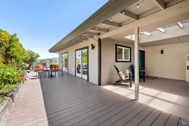 13 Ash Ave, Corte Madera, CA 94925