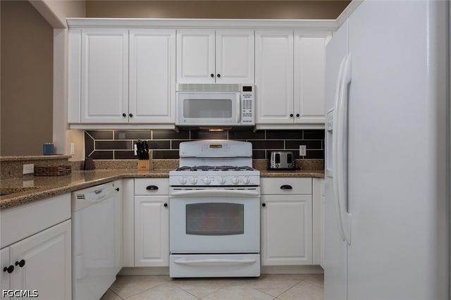 3240 Cottonwood BEND 201, Fort Myers, FL 33905