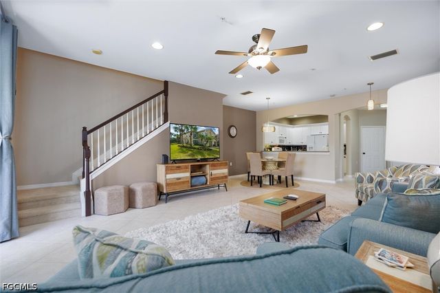 3240 Cottonwood BEND 201, Fort Myers, FL 33905