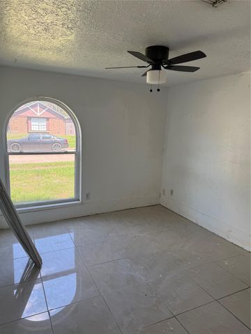 13907 Bearwood Road, Houston, TX 77038