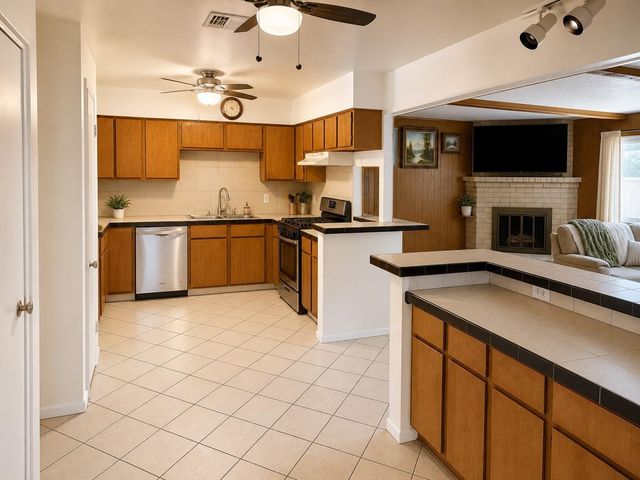13907 Bearwood Road, Houston, TX 77038