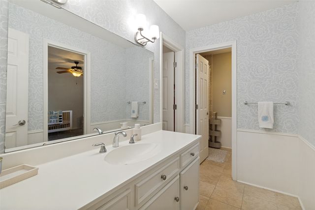 6818 Truxton Drive, Dallas, TX 75231