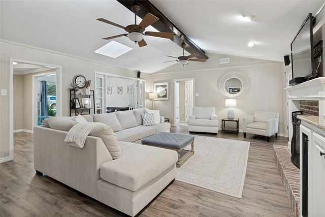 6818 Truxton Drive, Dallas, TX 75231