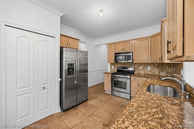 1723 Pine Forest Drive, Commerce Twp, MI 48390