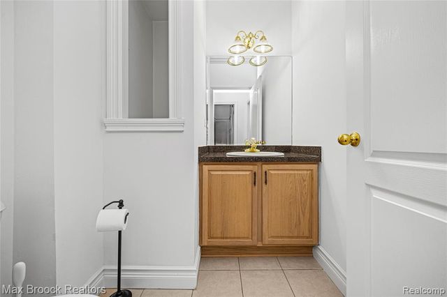 1723 Pine Forest Drive, Commerce Twp, MI 48390