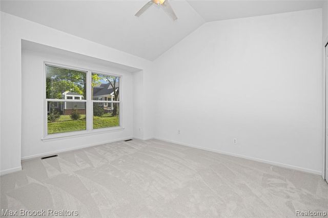 1723 Pine Forest Drive, Commerce Twp, MI 48390