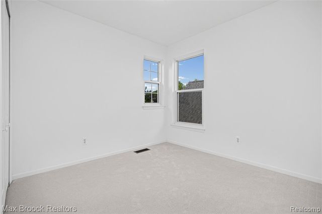 1723 Pine Forest Drive, Commerce Twp, MI 48390