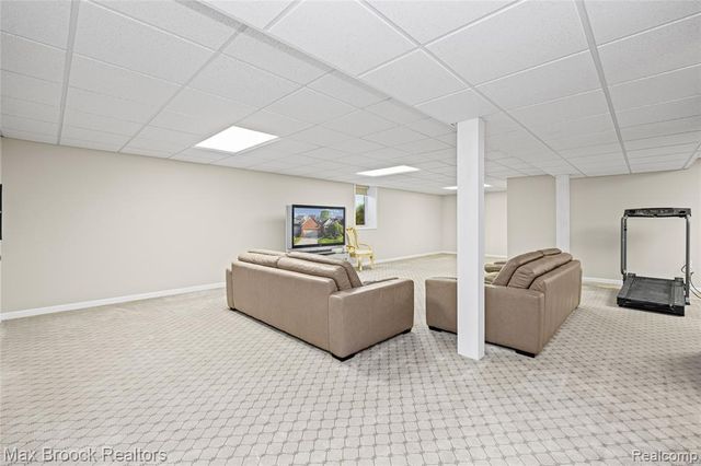 1723 Pine Forest Drive, Commerce Twp, MI 48390