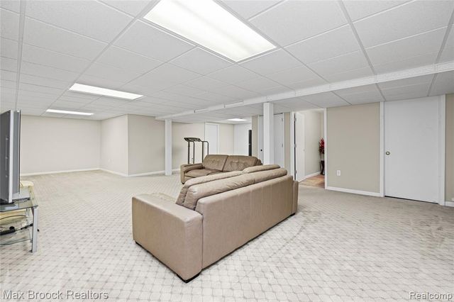 1723 Pine Forest Drive, Commerce Twp, MI 48390