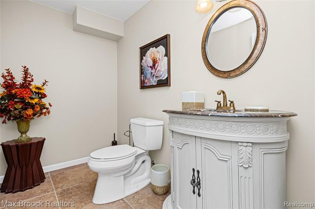 1723 Pine Forest Drive, Commerce Twp, MI 48390