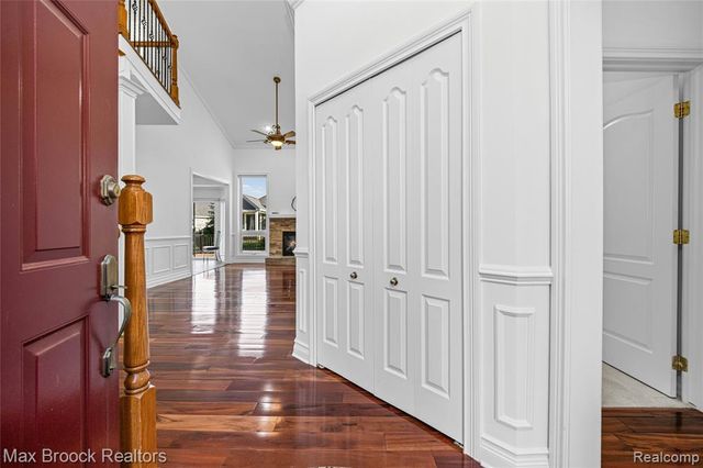 1723 Pine Forest Drive, Commerce Twp, MI 48390