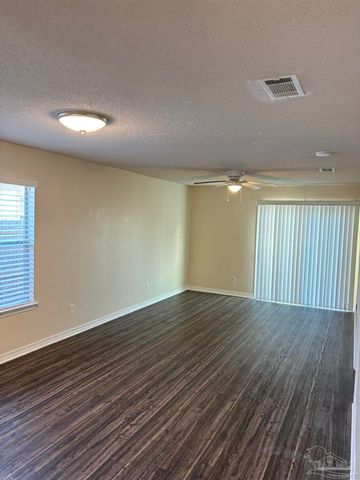 1031 Antigua Cir, Pensacola, FL 32506