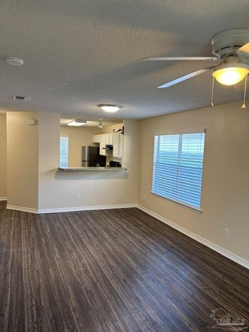 1031 Antigua Cir, Pensacola, FL 32506