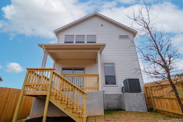 8907 SUMMERWOOD BEND, San Antonio, TX 78254