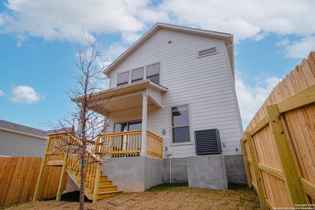 8907 SUMMERWOOD BEND, San Antonio, TX 78254