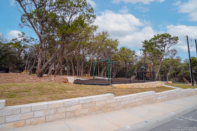 8907 SUMMERWOOD BEND, San Antonio, TX 78254