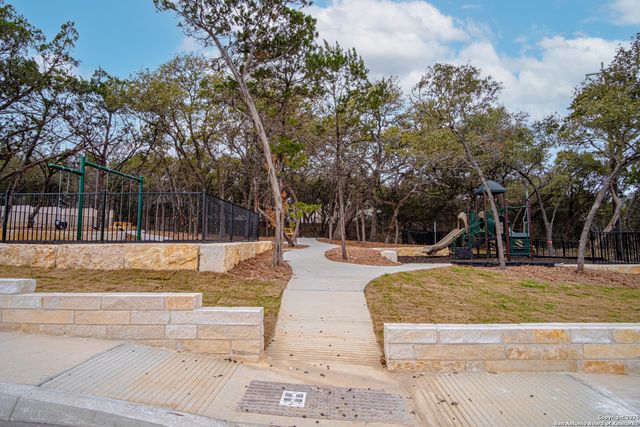 8907 SUMMERWOOD BEND, San Antonio, TX 78254